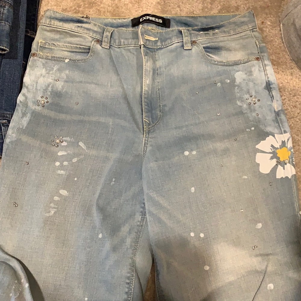 Express jeans size 8 girlfriend high rise